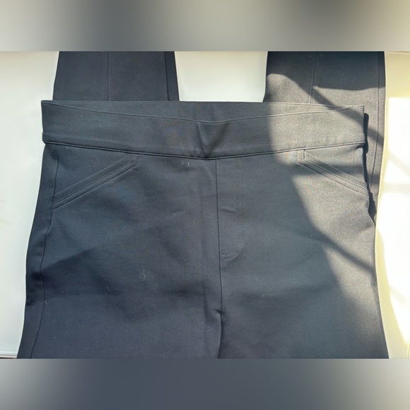 SPANX Classic Black Pants - Picture 3 of 5